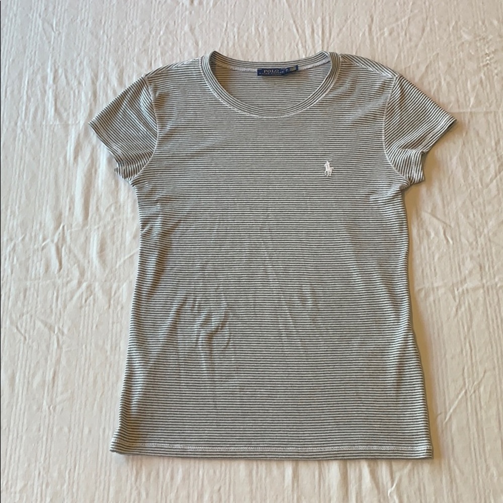Gray and white striped tee